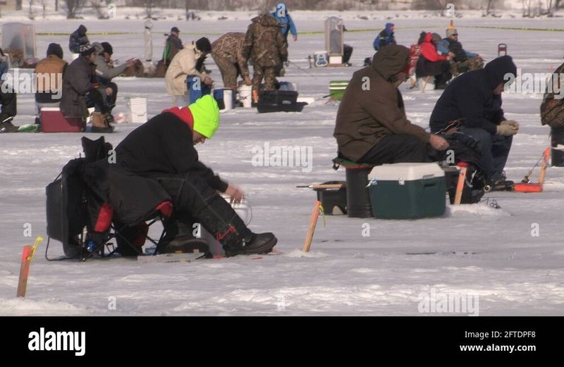 Experience the Thrill of Ice Fishing in the Canadian Winter Wonderland - overview Experience the Thrill of Ice Fishing in the Canadian Winter Wonderland - overview